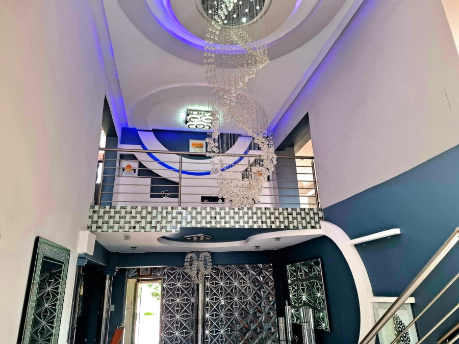 6 Bedroom Property for Sale in Hillshaven Gauteng