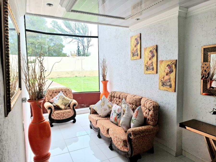 6 Bedroom Property for Sale in Hillshaven Gauteng