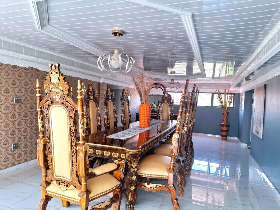 6 Bedroom Property for Sale in Hillshaven Gauteng