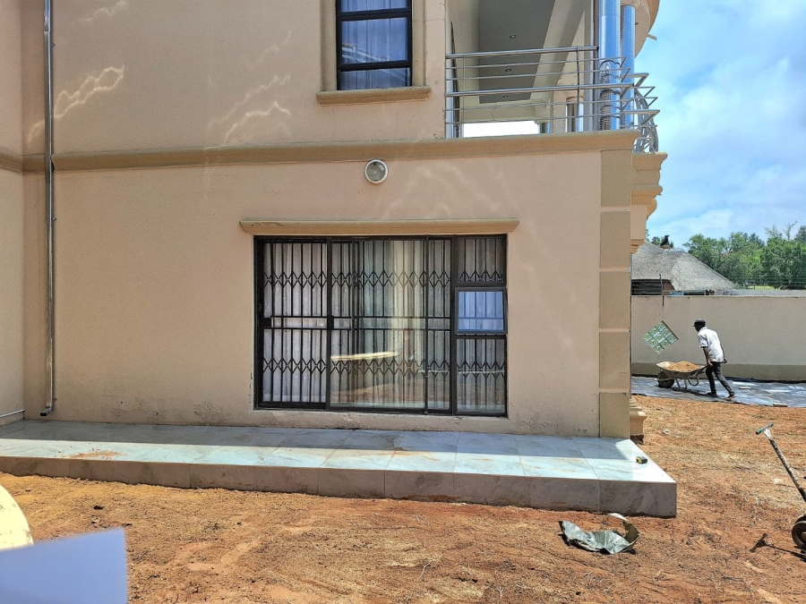 6 Bedroom Property for Sale in Hillshaven Gauteng