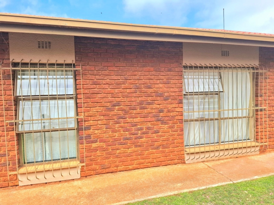 3 Bedroom Property for Sale in Hillshaven Gauteng