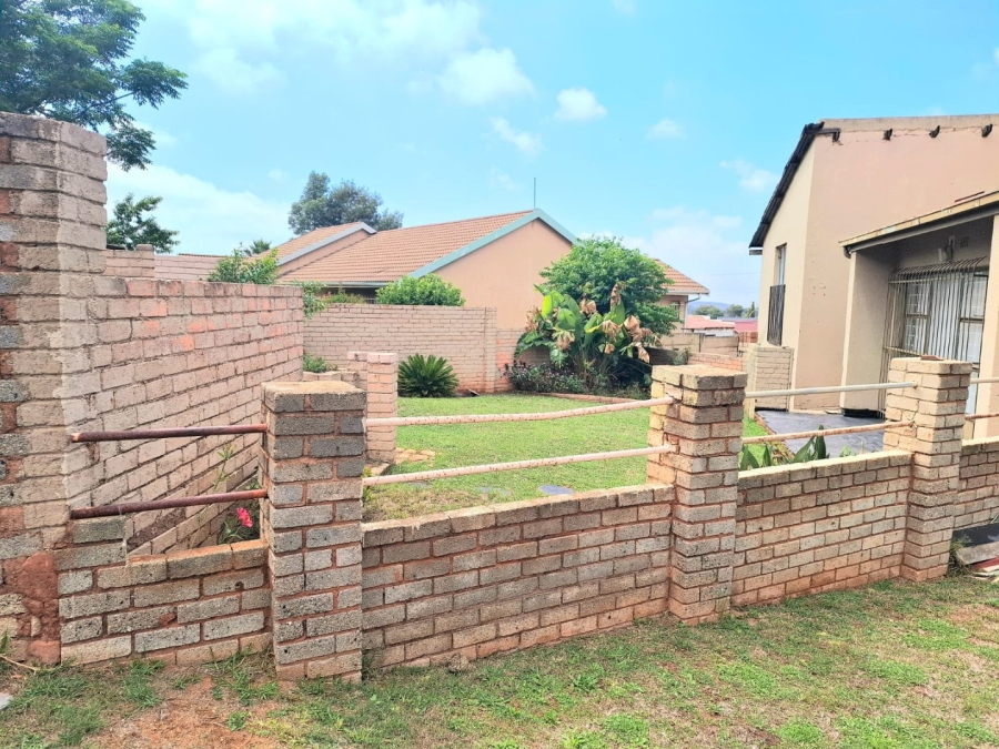 3 Bedroom Property for Sale in Hillshaven Gauteng