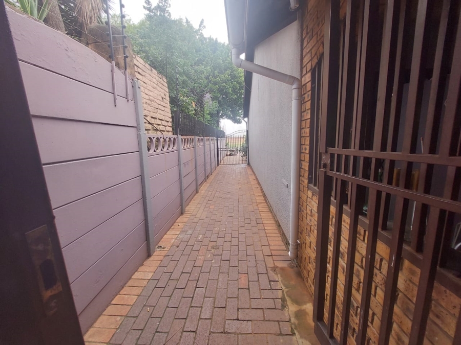 3 Bedroom Property for Sale in Dan Pienaarville Gauteng