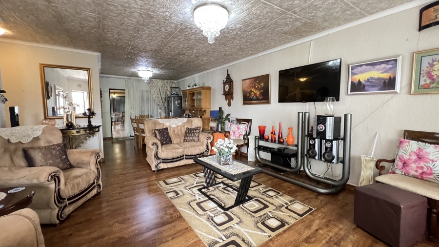 3 Bedroom Property for Sale in Dan Pienaarville Gauteng