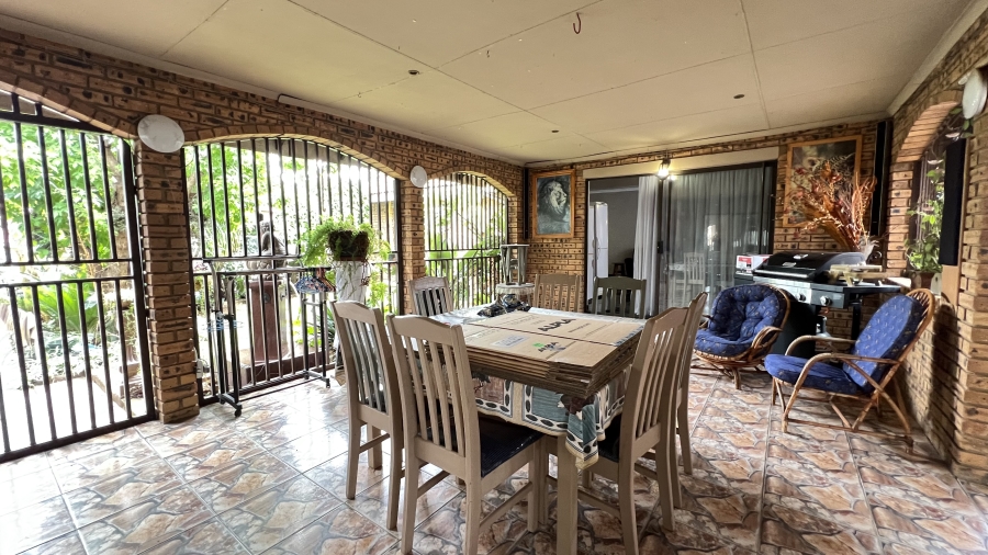 3 Bedroom Property for Sale in Dan Pienaarville Gauteng