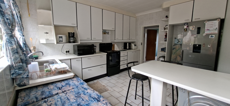 3 Bedroom Property for Sale in Breaunanda Gauteng