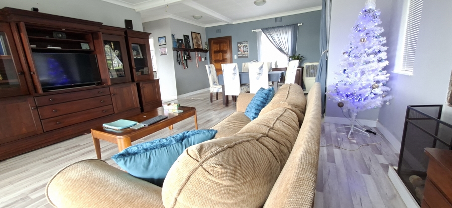 3 Bedroom Property for Sale in Breaunanda Gauteng