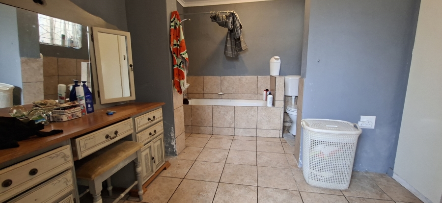 3 Bedroom Property for Sale in Breaunanda Gauteng