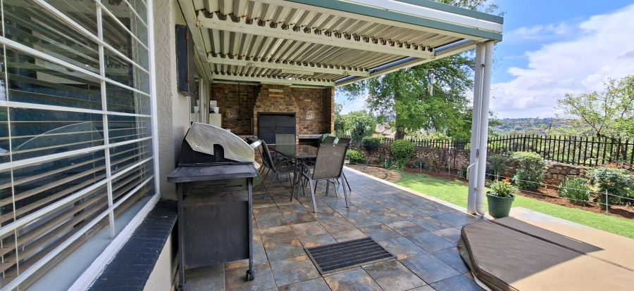 3 Bedroom Property for Sale in Breaunanda Gauteng