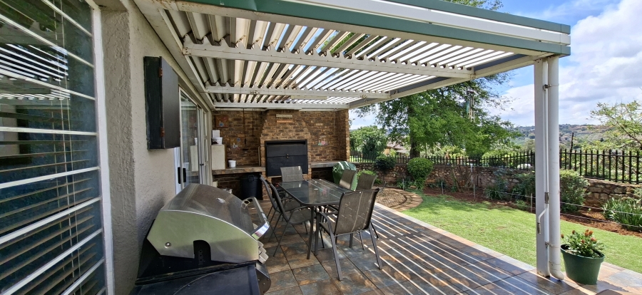 3 Bedroom Property for Sale in Breaunanda Gauteng