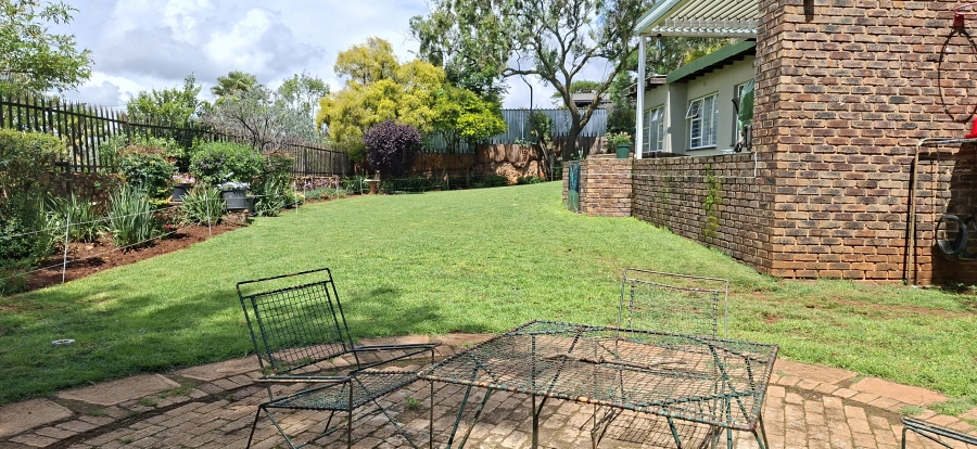 3 Bedroom Property for Sale in Breaunanda Gauteng