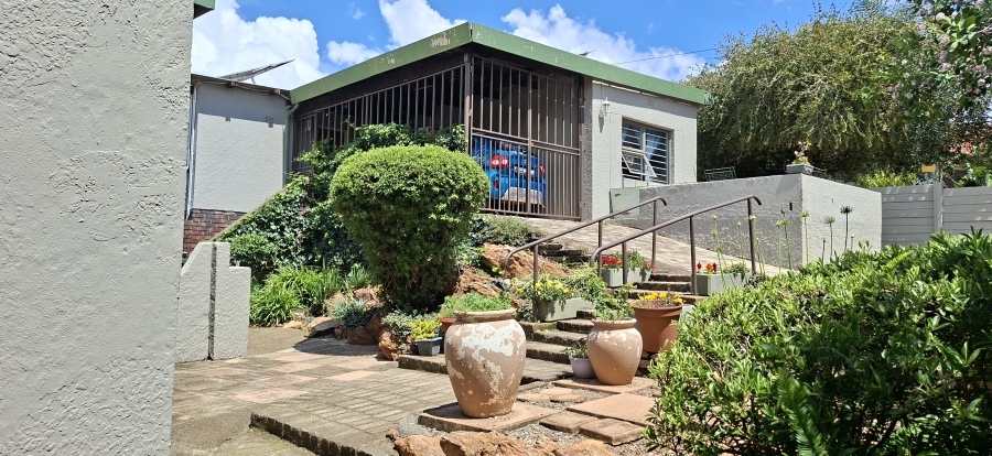 3 Bedroom Property for Sale in Breaunanda Gauteng