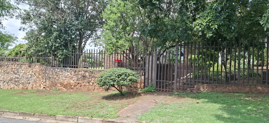 3 Bedroom Property for Sale in Breaunanda Gauteng