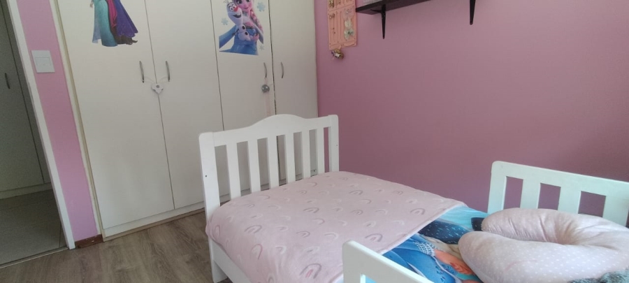 5 Bedroom Property for Sale in Greenhills Gauteng