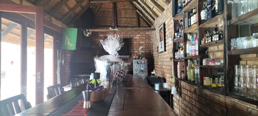 5 Bedroom Property for Sale in Greenhills Gauteng