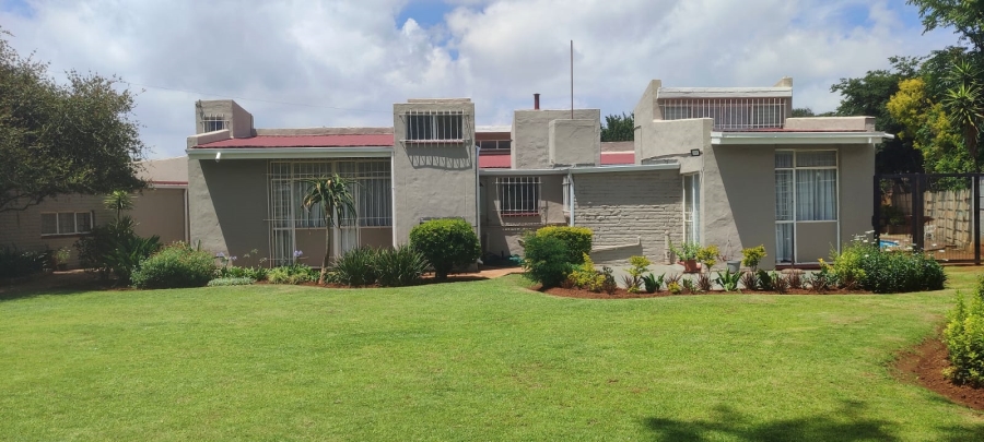 3 Bedroom Property for Sale in Greenhills Gauteng