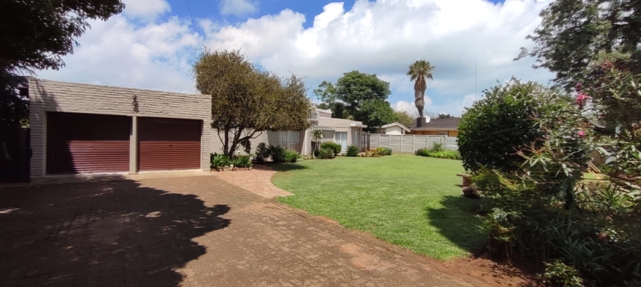 3 Bedroom Property for Sale in Greenhills Gauteng