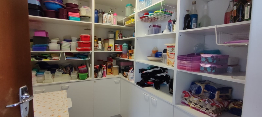 3 Bedroom Property for Sale in Greenhills Gauteng