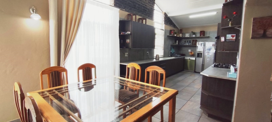3 Bedroom Property for Sale in Greenhills Gauteng
