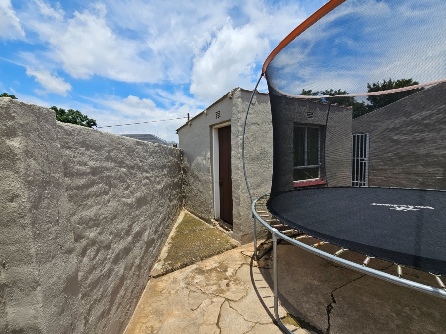 3 Bedroom Property for Sale in Greenhills Gauteng