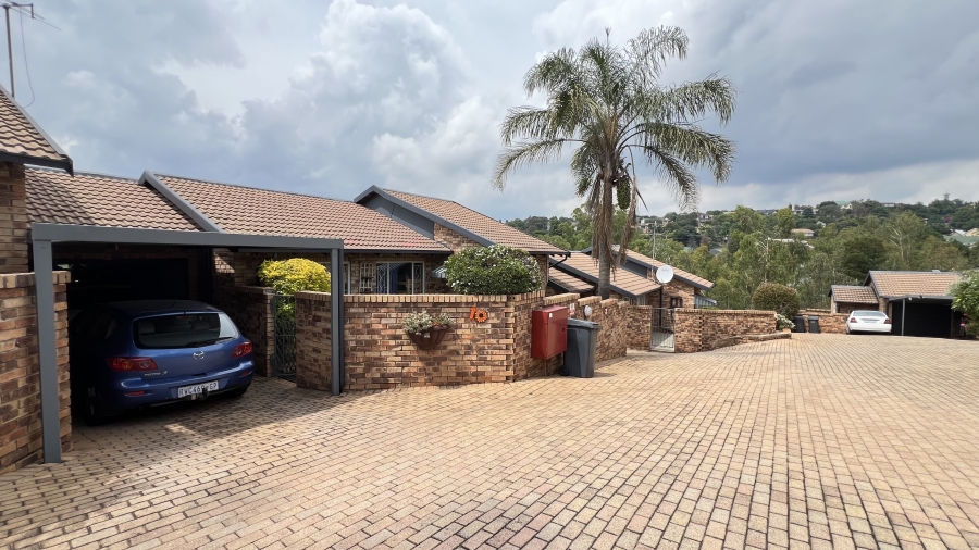 3 Bedroom Property for Sale in Rangeview Gauteng