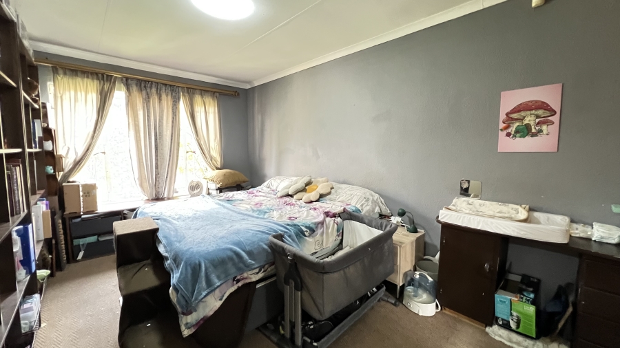 3 Bedroom Property for Sale in Rangeview Gauteng