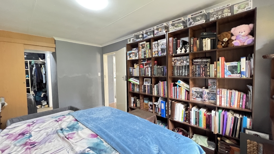 3 Bedroom Property for Sale in Rangeview Gauteng