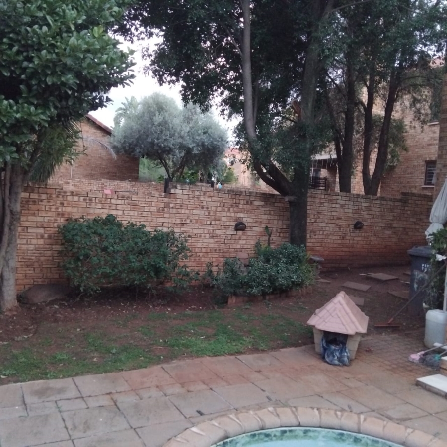 4 Bedroom Property for Sale in Ruimsig Gauteng