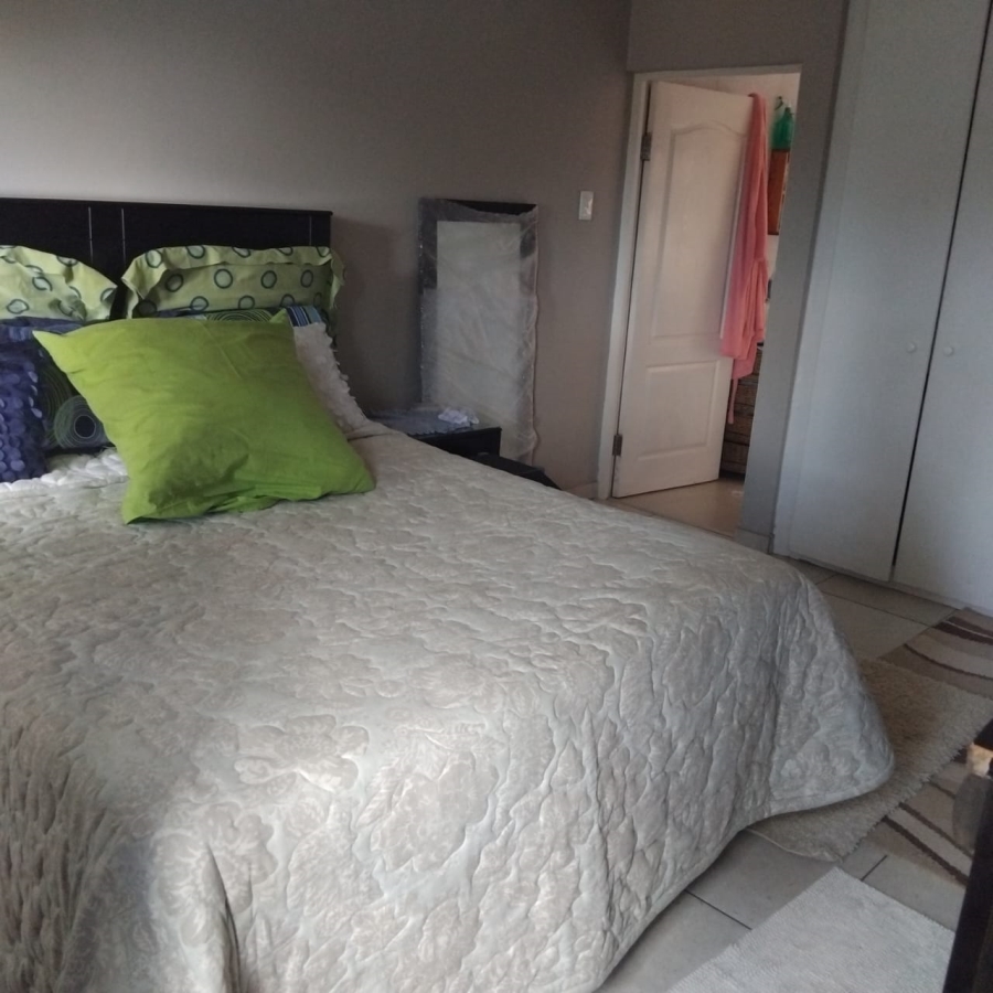 4 Bedroom Property for Sale in Ruimsig Gauteng