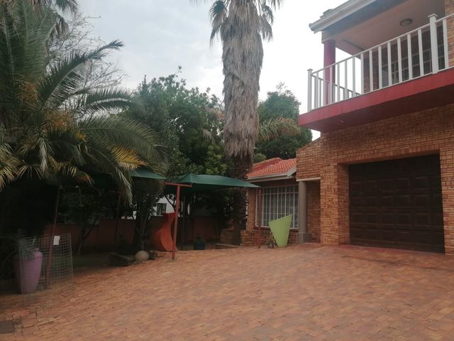 5 Bedroom Property for Sale in Noordkruin Gauteng