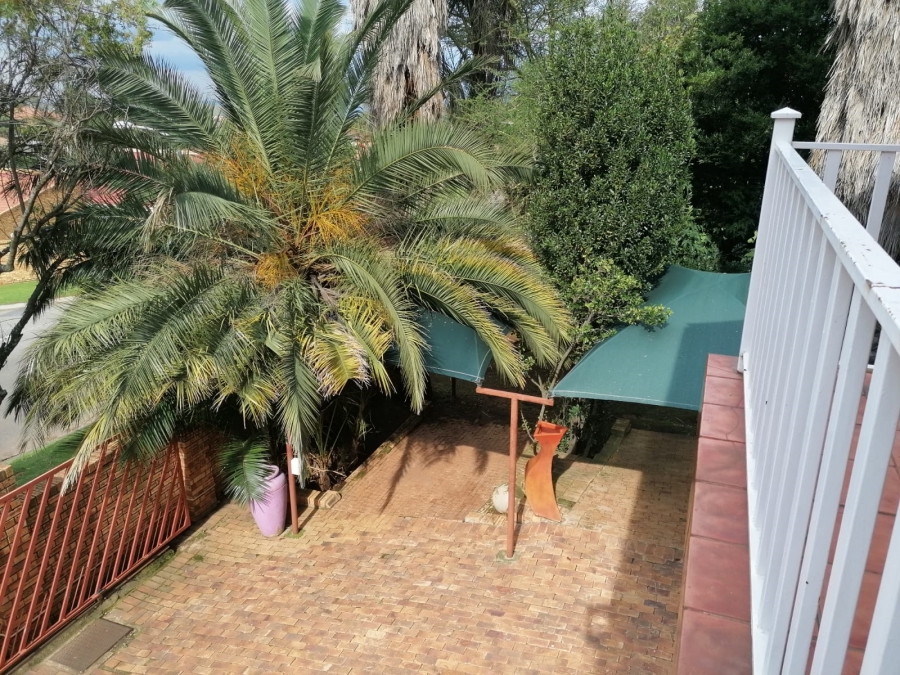 5 Bedroom Property for Sale in Noordkruin Gauteng