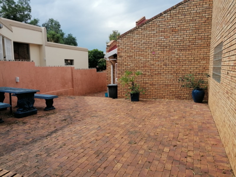 5 Bedroom Property for Sale in Noordkruin Gauteng
