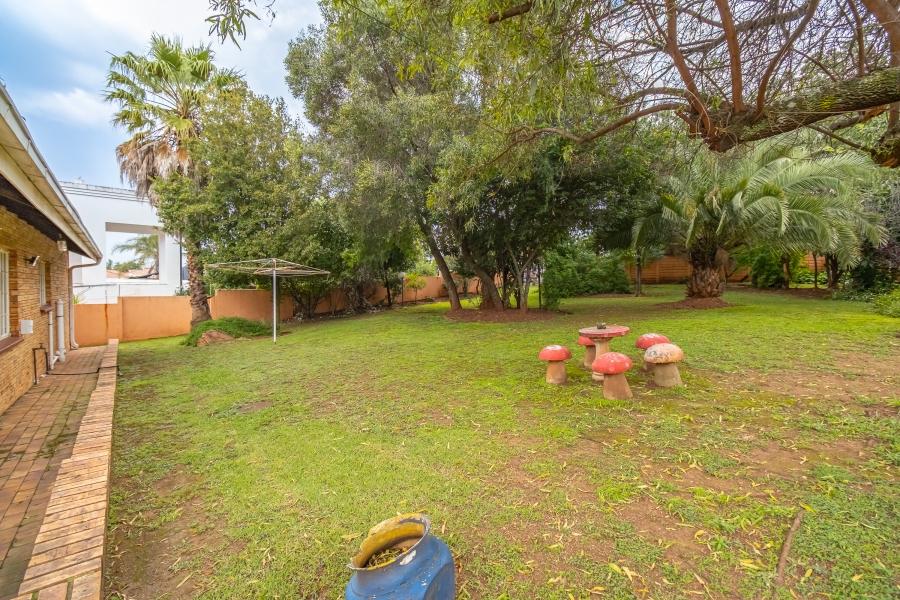 5 Bedroom Property for Sale in Noordkruin Gauteng