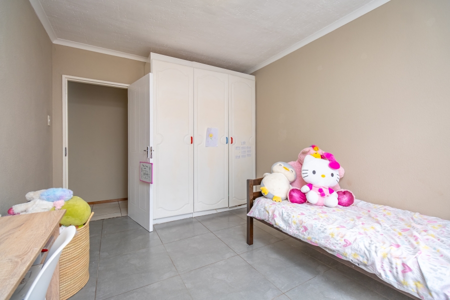 5 Bedroom Property for Sale in Noordkruin Gauteng