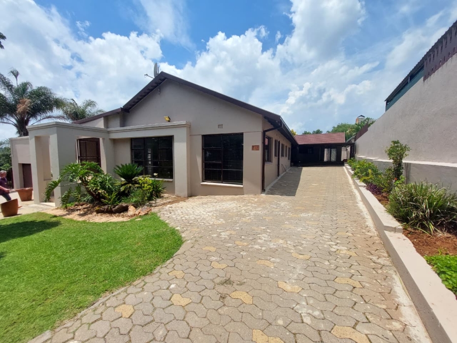 3 Bedroom Property for Sale in Noordheuwel Gauteng