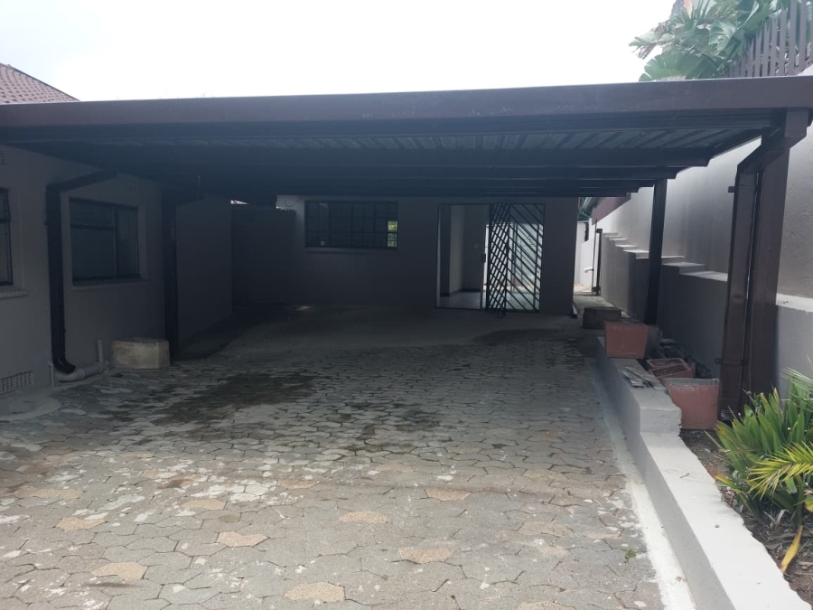 3 Bedroom Property for Sale in Noordheuwel Gauteng