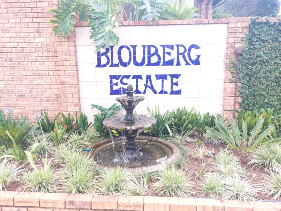 2 Bedroom Property for Sale in Noordheuwel Gauteng