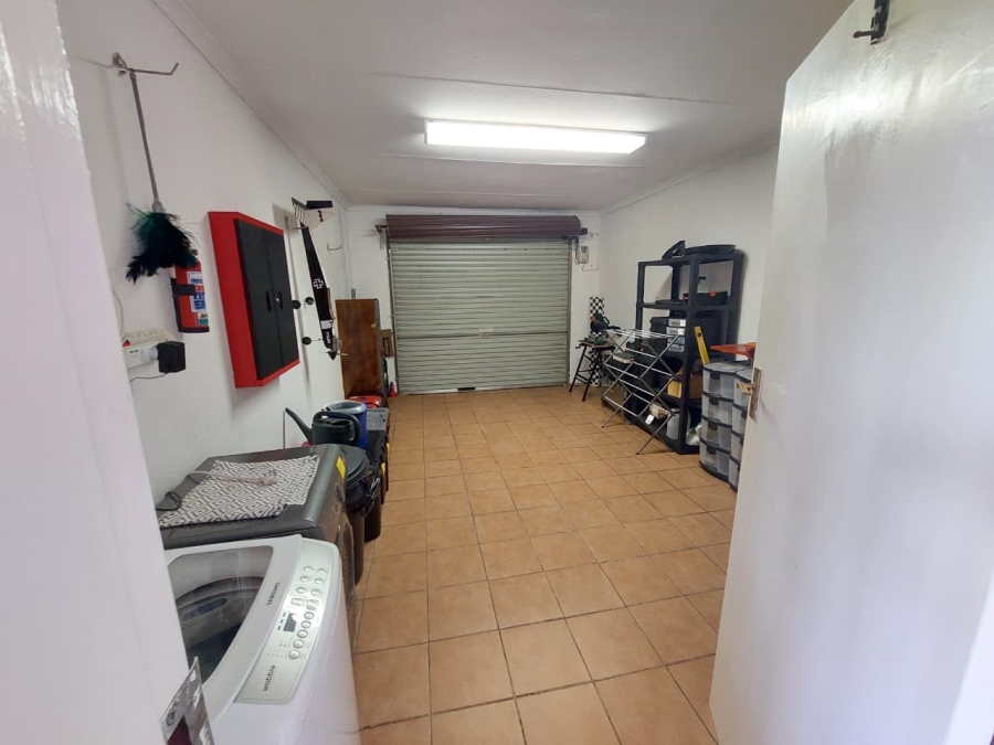 2 Bedroom Property for Sale in Noordheuwel Gauteng