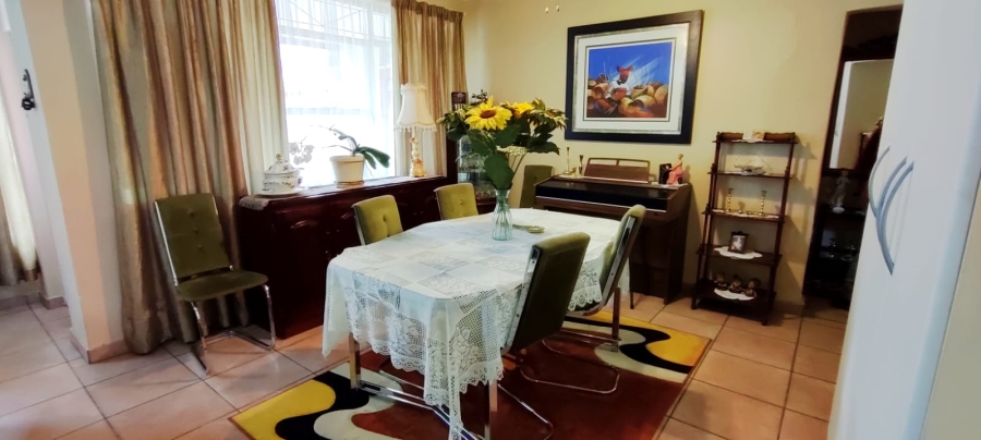 2 Bedroom Property for Sale in Greenhills Gauteng