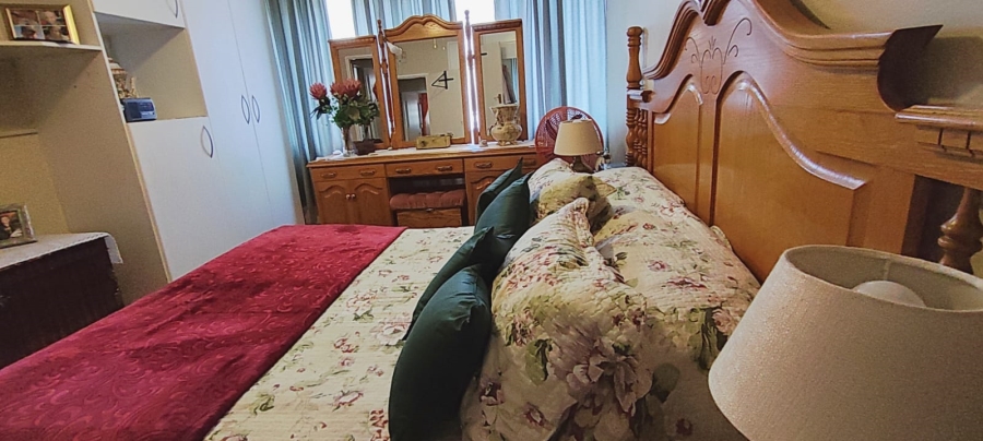 2 Bedroom Property for Sale in Greenhills Gauteng