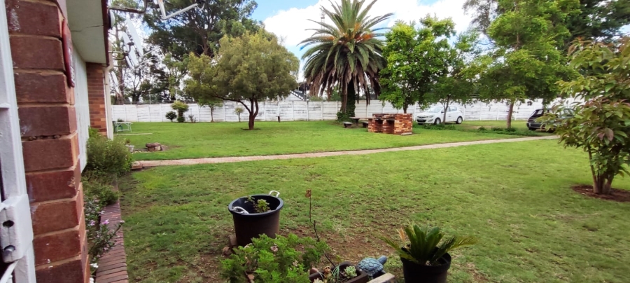 2 Bedroom Property for Sale in Greenhills Gauteng