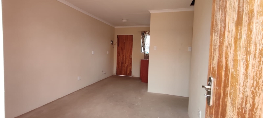 2 Bedroom Property for Sale in Toekomsrus Gauteng
