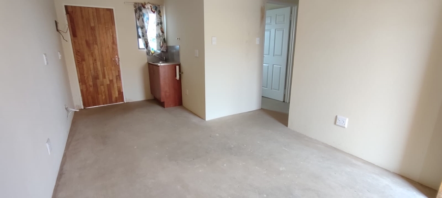 2 Bedroom Property for Sale in Toekomsrus Gauteng