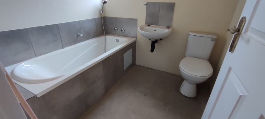 2 Bedroom Property for Sale in Toekomsrus Gauteng