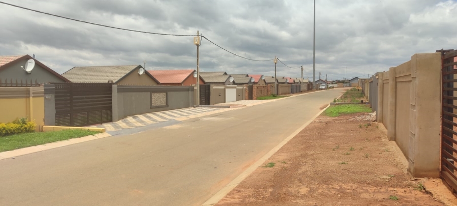 2 Bedroom Property for Sale in Toekomsrus Gauteng