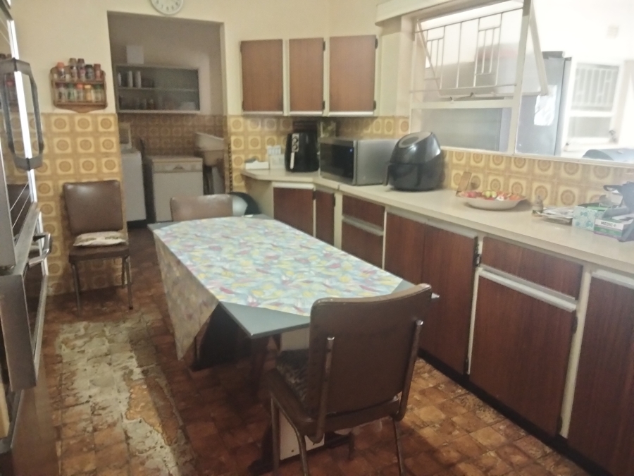 6 Bedroom Property for Sale in Rant En Dal Gauteng