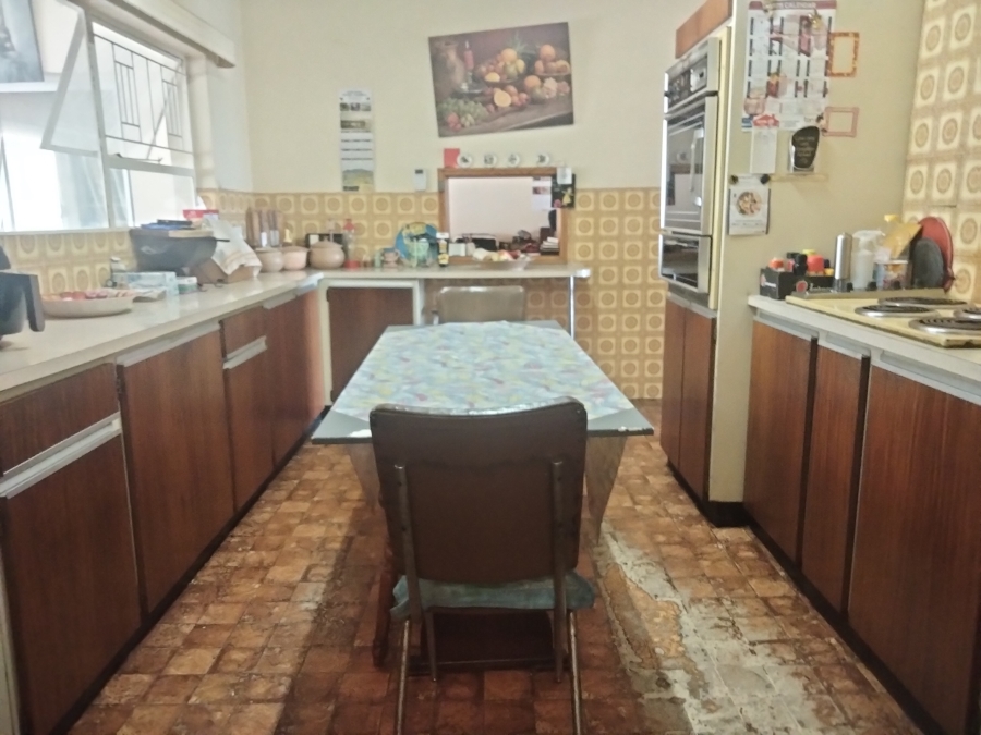 6 Bedroom Property for Sale in Rant En Dal Gauteng