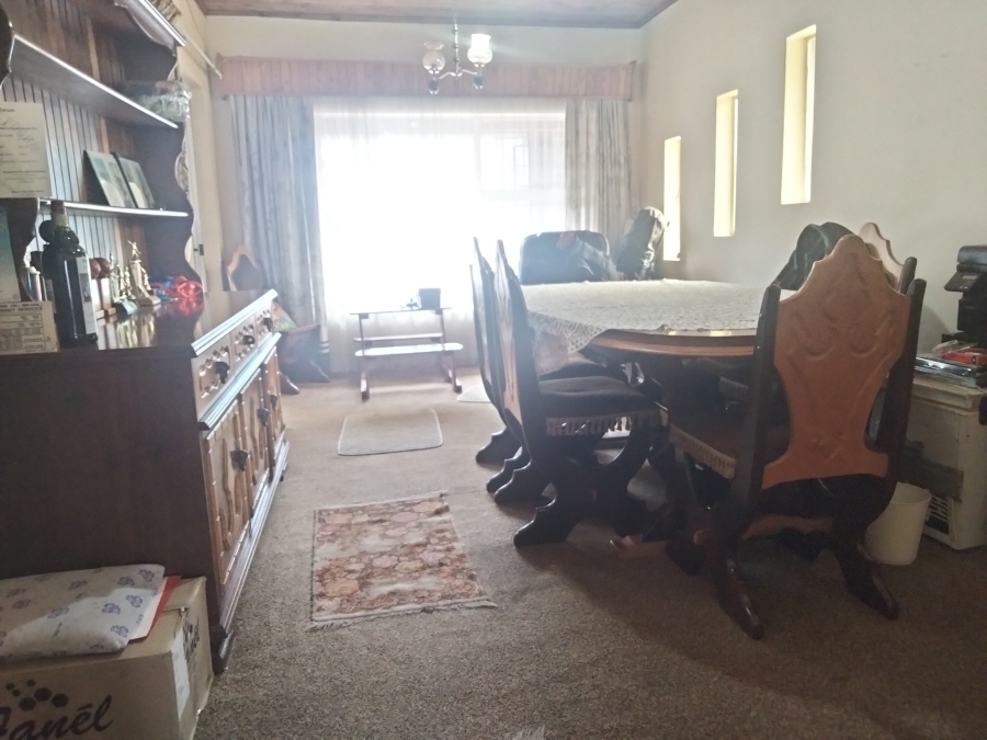 6 Bedroom Property for Sale in Rant En Dal Gauteng