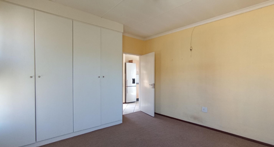 1 Bedroom Property for Sale in Willowbrook Gauteng