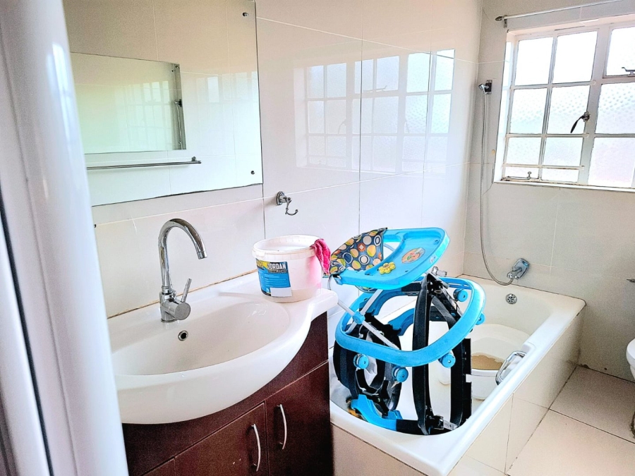 4 Bedroom Property for Sale in Westonaria Gauteng